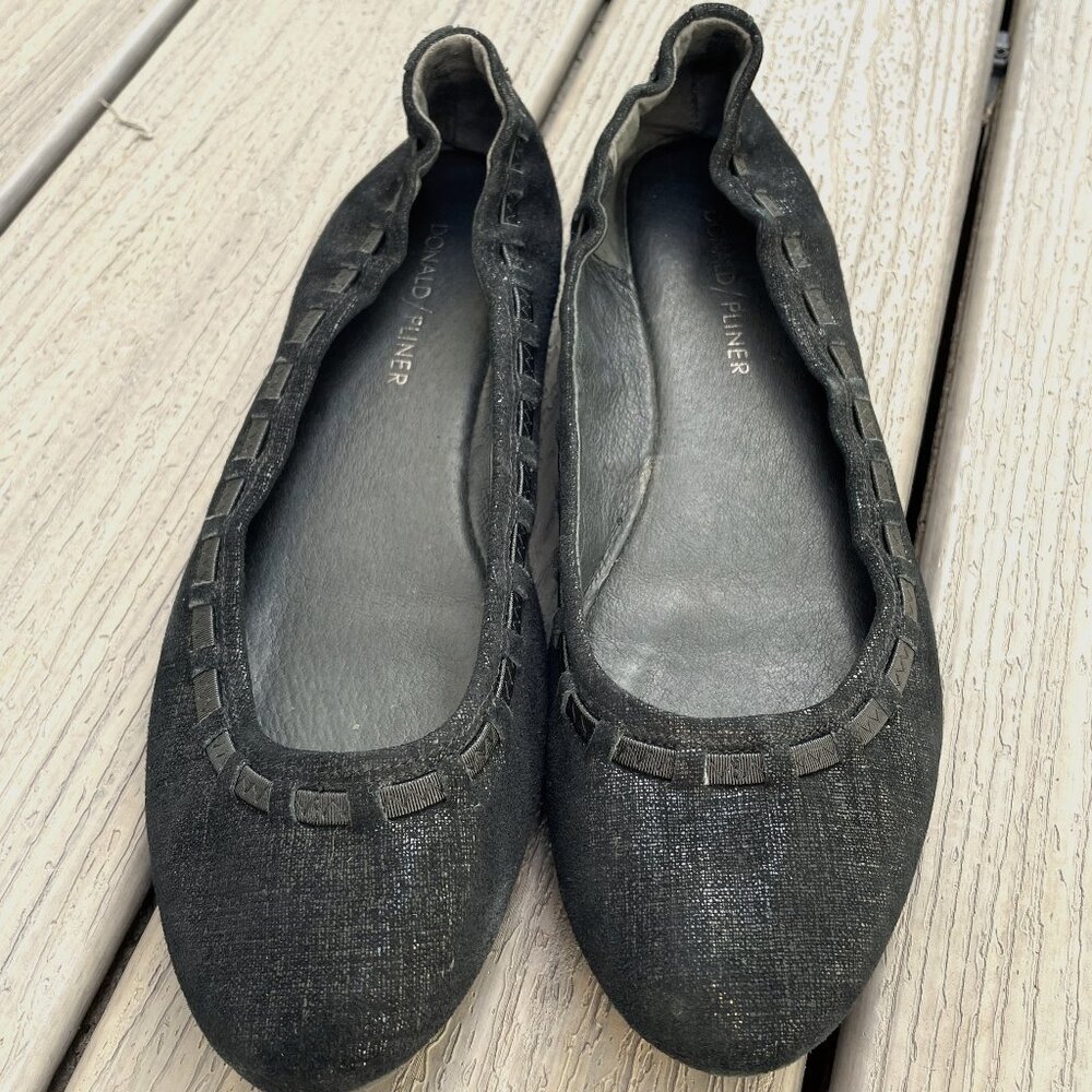 Donald J Pliner Paddi Black Metalic flats womens size 7.5